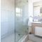 Stylish Spacious Studio Apartment Opposite Green Point Park - 开普敦