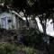 Hilltop Cabin in Black Bay Laborie