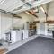 Home with 2 Decks - 2 Mi to Lake Gregory Dog Park! - Crestline