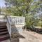 Home with 2 Decks - 2 Mi to Lake Gregory Dog Park! - Crestline