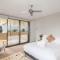 Clifftop Luxury with Pool - 凯阿玛