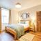 Host & Stay - Emerald Beach House