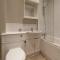 Spacious and Bright 2 Bed Apartment Tower Bridge - Londýn