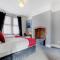 Spacious 3-Bed Home in South Shields, Sleeps 8