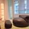Walking Distance to Mount Austin - 6 pax Newly Renovated
