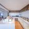 Echarm Hotel Wuhan Keting Polar Ocean World - 武汉