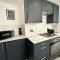 Serene Escape l Comfortable 1-Bedroom with Garden Access - Brighton & Hove