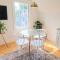 Spacious West End Loft in Charming Family Home - 波特兰
