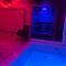 Love Room romantique - Jacuzzi et Sauna intimes - Villemur-sur-Tarn
