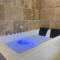 Love Room romantique - Jacuzzi et Sauna intimes - Villemur-sur-Tarn