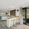 Greenways Escape - Cromwell Holiday Home - Cromwell