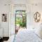 La Belle de Balmain - Serene Gem near Sydney Harbour