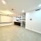 Luxury 5 Bedrooms 3 full Bathrooms home in centre of Rouse Hill