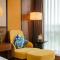 Hisilk Artwork Center Fliport Coso Hotel