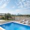 Villa Zizi with heated pool 42 m2 near sea - Vrsi