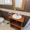 One-Bedroom Apartment In Vir