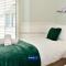 Premium Deal for Extended Stays by JMT Stays l 3BDR l Swansea Short Lets and Serviced l With Private Parking l Sleeps7 - ذا مامبلز