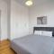 Premier 307 1 BED