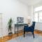 Central Bright and Spacious Appt - Prag