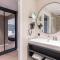 Boutique Hotel Corona
