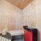 Three-Bedroom Holiday Home In Vinderup