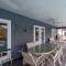 Sunset Special: 3BR Oasis, Heated Pool, Lake Views - فورت مايرز