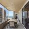 Gulffront Bliss: 3BR w/ Stunning Views & Pools - Форт-Майерс-Бич