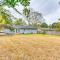 8 Mi to Dwtn Little Rock - Home with Fenced Yard! - ليتل روك