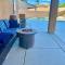 Fontana Oasis with 4BR 2BA - فونتانا