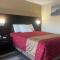 Colonial House Motor Inn