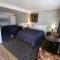 Silver Lakes Inn