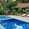 Sunyear Guest Houses 2