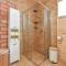3 Bedroom Lovely Home In Jelenscak
