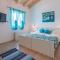 Gorgeous Home In Peruski With Wifi - Peruški