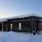 Arctic Giantlog Villa with a ice skating area - Rovaniemi