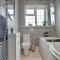Clover lodge Portsmouth luxury home with off road free parking