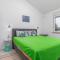 4 Bedroom Cozy Home In Betiga