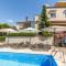 Apartments Dorijan with Pool