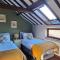 Massive 4 bed with countryside views in Peterborough - Yaxley