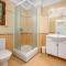 Three-Bedroom Holiday Home In Tinjan
