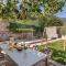 Six-Bedroom Holiday Home In Zagvozd