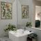The Bird Hide Luxury Self catering Chalets