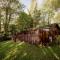 Chiffchaff Lodge with Hot tub