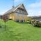 5 Bedroom Lovely Home In Allinge