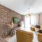 Lovely Home In Marina With Kitchen