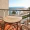 Awesome Apartment In Cunit With Wifi