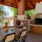 2 Bedroom Lovely Home In Blato