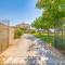 6 Bedroom Cozy Home In Galizana