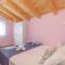 2 Bedroom Amazing Home In Brescic - Batlug