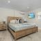 Oasis: Sunrise Views, Pool, Pet-Friendly - Fort Myers Beach